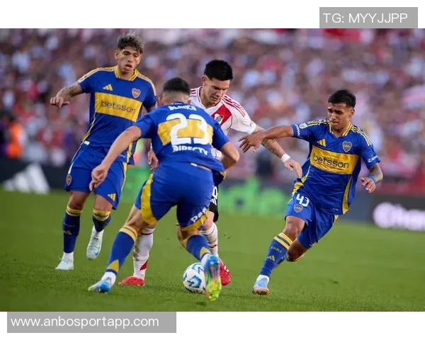 马洛塔透露转会预算限制无法与皇马竞争马斯坦托诺价格