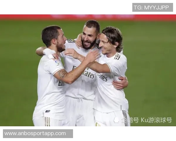 76人新援埃奇库姆加盟大帝复出后三巨头能否助力争冠之路