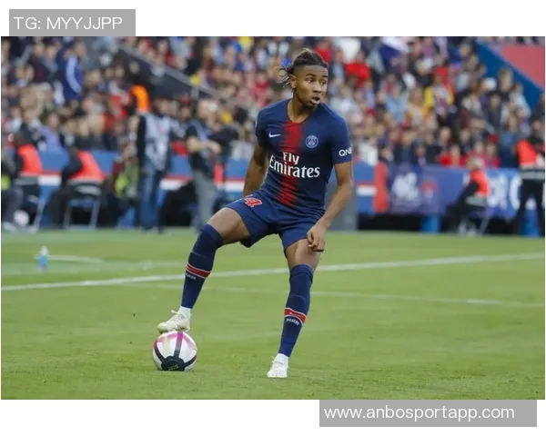 米兰今日训练动态恩昆库与奇克进行单独训练埃斯图皮尼安正在接受治疗